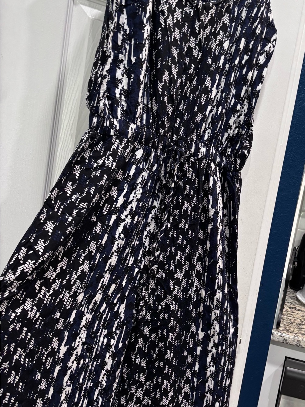 City Chic Black, Navy and White Printed jumpsuits - Picture 2 of 7